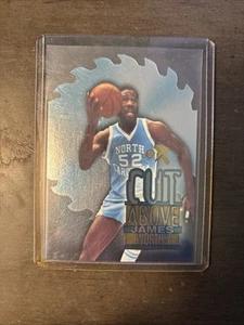 James Worthy 2011-2012 Fleer Retro E-X A Cut Above Tar Heels & Lakers 1:144 Pks. - Picture 1 of 1