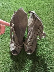 Stylish Gray Suede Lace-Up Peep Toe Ankle Boots with Side Zipper - Picture 1 of 5