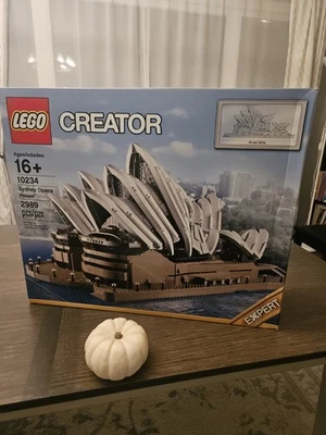 LEGO Creator Expert: Sydney Opera House (10234) Nuevo Sellado Retirado - ¡ENVÍO RÁPIDO! Foto 1 de 4