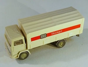 Wiking 1:87 1975 Mercedes Benz LP811 DB Stuckgut parcel delivery truck tan - Picture 1 of 7