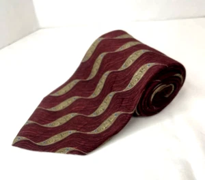 Jos. A Bank Corporate Collection Men's Necktie 100% Silk Made in USA Red & Gold - Picture 1 of 9