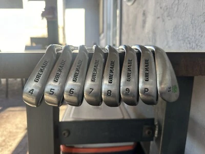 Bombtech 高尔夫手榴弹 (4-PW + 56 楔形) 铁杆套装 (8 支球杆) 硬钢杆身 右握 — 第 1/4 张图片