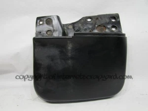 Shogun challenger sport 3.0 V6 96-07 RH OSF mud guard mud flap - Picture 1 of 2