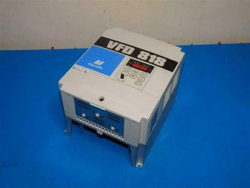 Magnetek VFD818 VFD 818-B2P2,2.2kw/3.0HP Variable Frequency Drive  - Image 1 of 4
