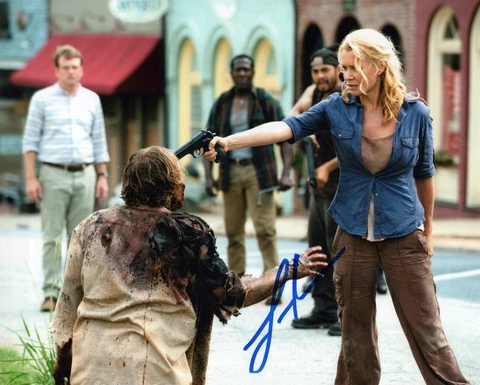 LAURIE HOLDEN signed Autograph 20x25cm "The Walking Dead" In Person Cover