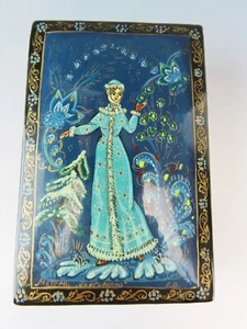 Mstera Russian Lacquer Box Snow Maiden Signed 2 3/8 "x 3 5/8" x 1" - Picture 1 of 8