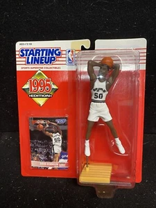 SL384 1995 Starting Lineup Basketball David Robinson San Antonio Spurs - Picture 1 of 5