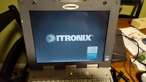 Vintage Itronix Gobook III IX260 (Intel Pentium M @ 1.8 GHz, 1 GB RAM, Win 7) - Picture 1 of 16