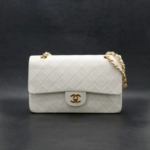 Chanel W Flap / Chain Shoulder Bag 25 Matelasse Gold Hardware White - Picture 1 of 10