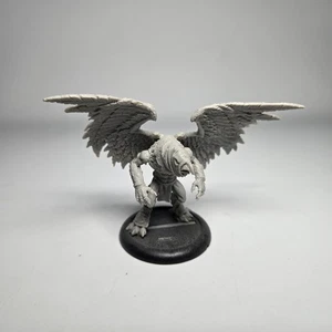 Grifo Scarsfell [x1] Hordas [Círculo de Orboros] Montado - Imagen 1 de 3