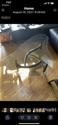 Mesa de centro estilo Noguchi mesa auxiliar de vidrio 19 mm de grosor triángulo base de madera de vidrio Foto 1 de 4