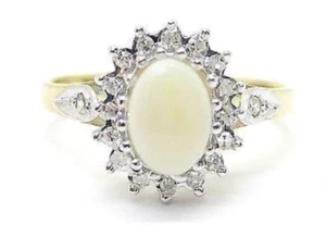 Blanco Ópalo 0.75ct. & Diamante 0.18ct. Oro Amarillo 9ct. Anillo Talla Ru N 1/2 - Imagen 1 de 3