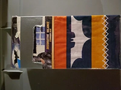 DC Comics Batman El Caballero Oscuro Cenefa Ventana Decorativa Talla Estándar Nuevo 2 Pks Foto 1 de 2