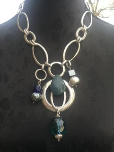 Taratata - Collier argent & bleu - Necklace signed. Silver tone & blue- Design. - Foto 1 di 9