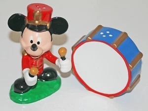 MICKEY MOUSE FIGURE SALT AND PEPPER SHAKER 5" LEADER OF THE BAND BASS DRUM CLUB - Picture 1 of 1