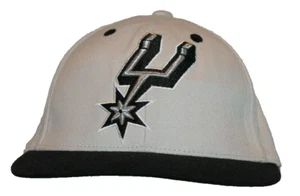 San Antonio Spurs baseball hat cap 210 fitted Flexfit (6 7/8 - 7 1/4) NBA Adidas - Picture 1 of 11