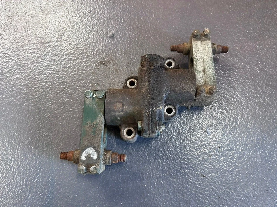 Jacobsen 547573 Ryan GA-30 Reversing Gearbox Aerator 889469 GA30 Ver Link 522858 Foto 1 de 4