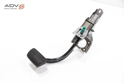 2020 - 2023 HYUNDAI SONATA BRAKE STOP PEDAL W/ BRACKET & SENSOR OEM - Image 1 of 4
