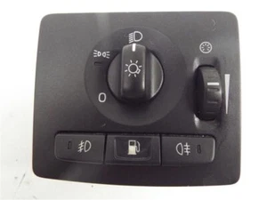 V50       2011 Dash/Interior/Seat Switch 180501 - Picture 1 of 12