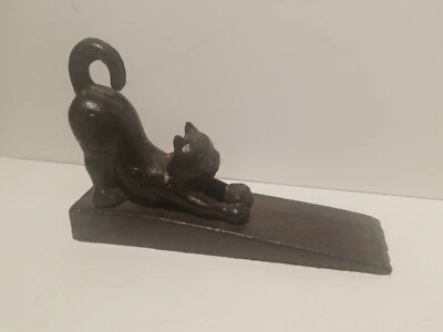 rustic scratching CAT cast iron metal shabby statue door stop stopper doorstop - Image 1 of 4