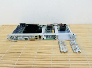 Emplacements pour disque dur Cisco UCS-E160D-M2/K9 UCS-E doubleWide 6 cœurs 2 x 8 G SD 1 x 16 Go RAM 3 emplacements - Photo 1/1