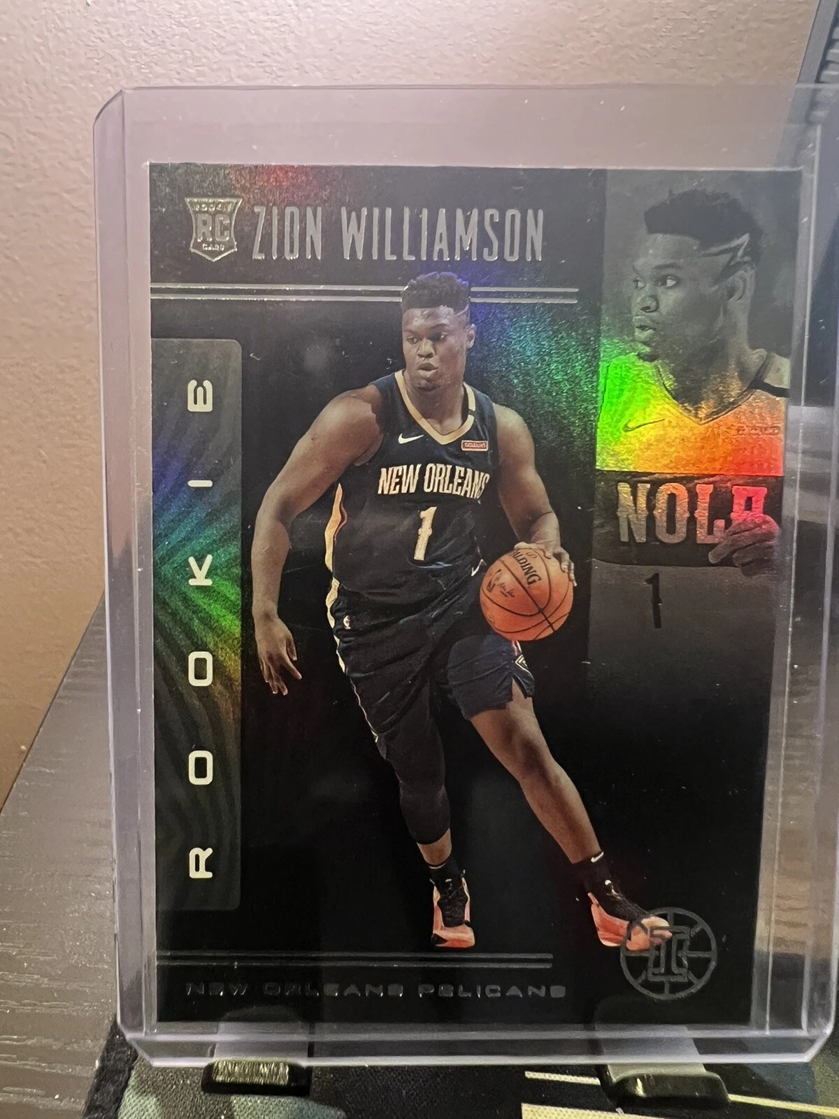 2019-20 ILLUSIONS BASKETBALL ZION WILLIAMSON RC SAPPHIRE ROOKIE #151 PELICANS