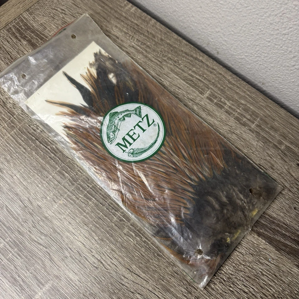 Sillín Metz Gallo Hackle Plumas para Atar Moscas Marrón Rojo Pesca Exterior Foto 1 de 4