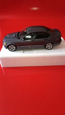 UT MODELS 1/18 BMW 318i BROWN - Immagine 1 di 4