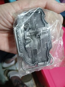 VINTAGE 1988 CLASSIC INTERNATIONAL SEMI TRACTOR TRAILER TRUCK BELT BUCKLE New - Picture 1 of 5