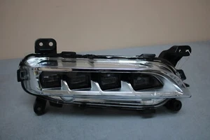 2020 2021 LINCOLN AVIATOR RIGHT SIDE FOG LIGHT FULL LED OEM - Picture 1 of 7