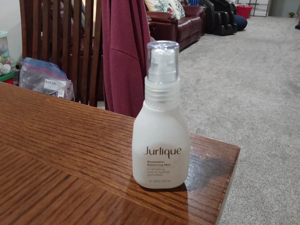 Niebla Equilibradora de Agua de Rosas Jurlique 1 FL OZ TALLA DE VIAJE NUEVO Foto 1 de 1