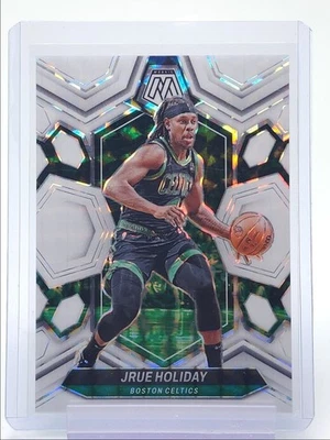 JRUE HOLIDAY 2023-24 MOSAICO BLANCO MOSAICO PRIZM BOSTON CELTICS/25 Q3329 Foto 1 de 2