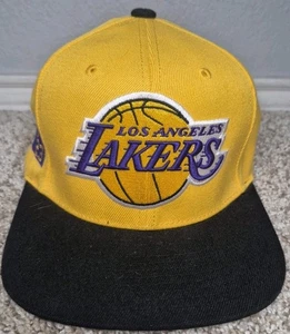 Mitchell & Ness Nostalgia Amarillo/Púrpura NBA Los Angeles Lakers Gorra Snapback - Imagen 1 de 5