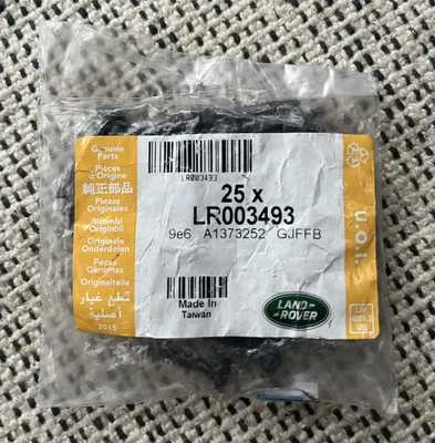 25 Genuine Land Rover NEW Evoque Freelander Black Door Trim screws LR003493 - Image 1 of 2
