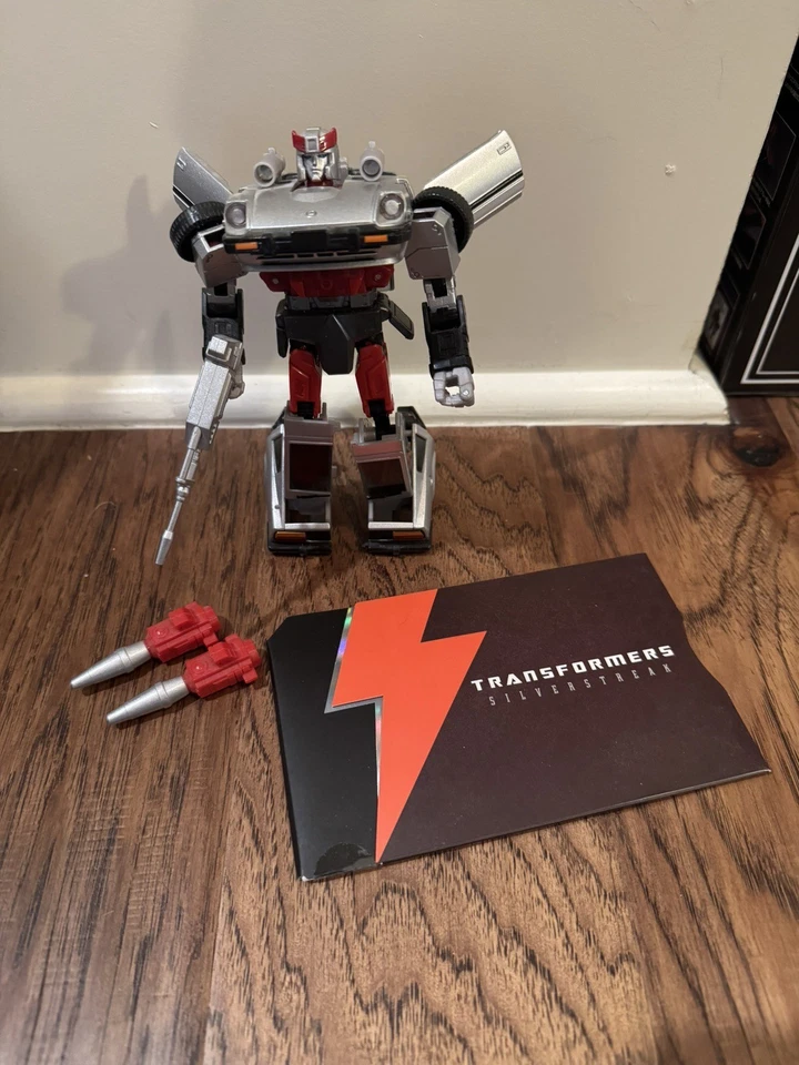 Transformers Masterpiece Bluestreak/ STREAK Complete MP-18 w/ Coin - Image 1 of 1