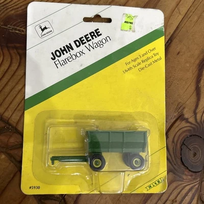 Ertl John Deere Flarebox Wagon Diecast 1:64 Die-Cast #5930 - New - Image 1 of 3
