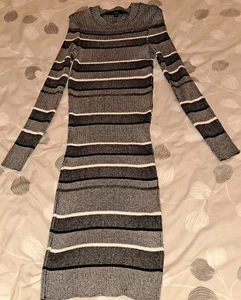 Lipsy Fitted Bodycon Dress - Picture 1 of 2