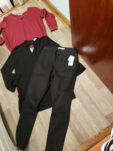 Woman's JUST FAB LOT Blk Jeans Distressed Sz:10 & 2 Tops Sz: L NEW WITH/WO TAGS! - Picture 1 of 11