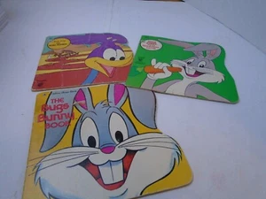 2 The Bugs Bunny Book A Golden Shape Book 1976 1980 and The Road Runner 1977 - Imagen 1 de 10