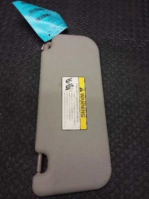 Driver Sun Visor Illumination Without Sunroof Fits 12-17 RIO 1919404 - Image 1 of 4