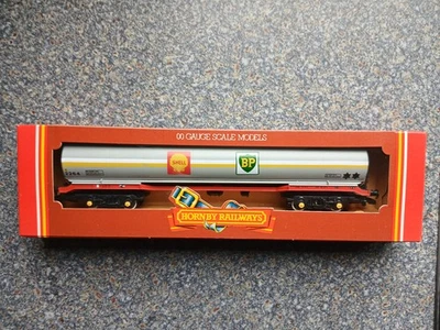Hornby R669 Shell BP Livery 100 Ton Tanker Wagon 2264 New Old Stock 1 mark Super - Image 1 of 4