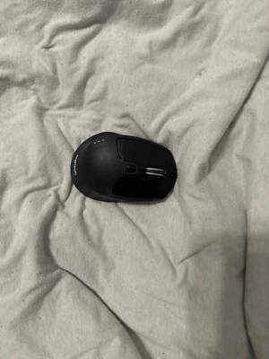 Logitech M720 Wireless Triathlon Mouse - Image 1 of 3