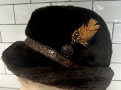 VTG United Hatters Cap & Millinery Workers Union Made USA Faux Fur Hat Size L - Image 1 of 4