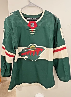 Size 44-Minnesota Wild Zack Parise #11 Adidas Primegreen Home Jersey HD1292 - Image 1 of 4