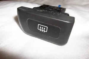 1996-1999 Nissan Pathfinder Rear Defroster Defogger Switch OEM 25350-0W000 - Picture 1 of 4