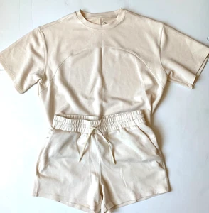 Zyia Active Club Shorts Set Sz M Two Piece Cream Short Sleeve Pockets Drawstring - Picture 1 of 10