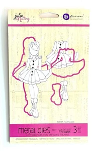NUEVO Juego de troqueles de metal Prima Julie Nutting “Valentina” #911584 - Muñeca de papel - Imagen 1 de 2