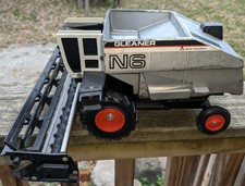 1 24 scale farm tractors