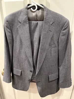 Strathmore, Gray-appearing (B&W checked) Two-Button Suit, Size 40S. - Image 1 of 4