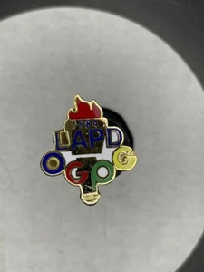 Los Angeles 1984 Olympics Security Torch Lapel Pin Police - Picture 1 of 2